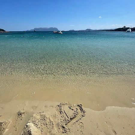 Appartamento Libeccio A 300M Dalla Spiaggia Golfo Aranci Exterior photo