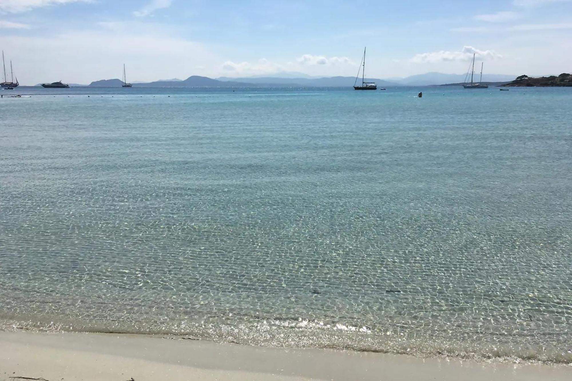 Appartamento Libeccio A 300M Dalla Spiaggia Golfo Aranci Exterior photo